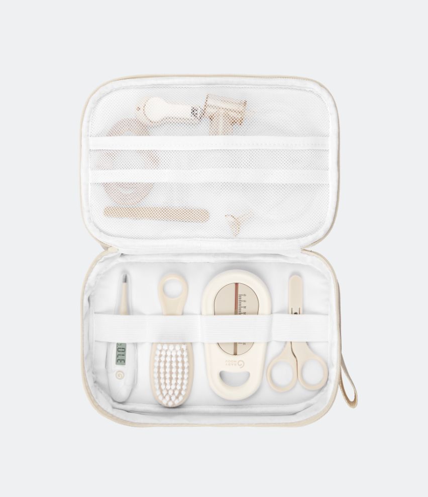 Baby Grooming Kit Sand 9 essentials