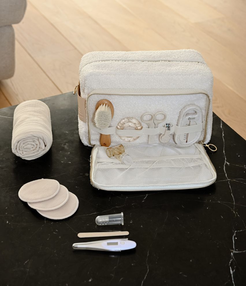 Curl White Shearling Baby Toiletry Bag