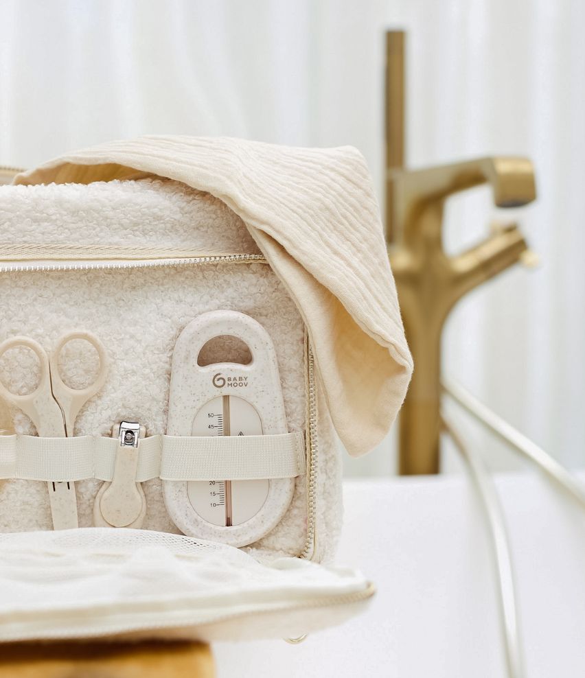 Curl White Shearling Baby Toiletry Bag
