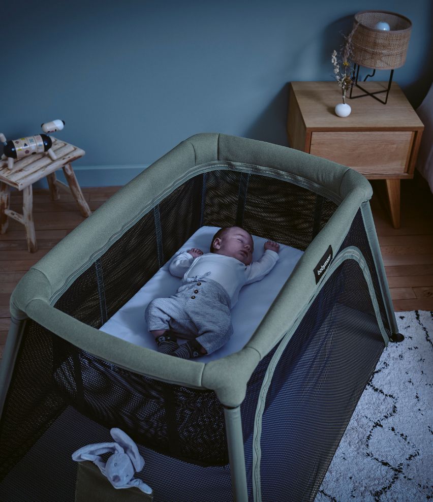 3in1 Moov & Comfy Travel Cot Sage