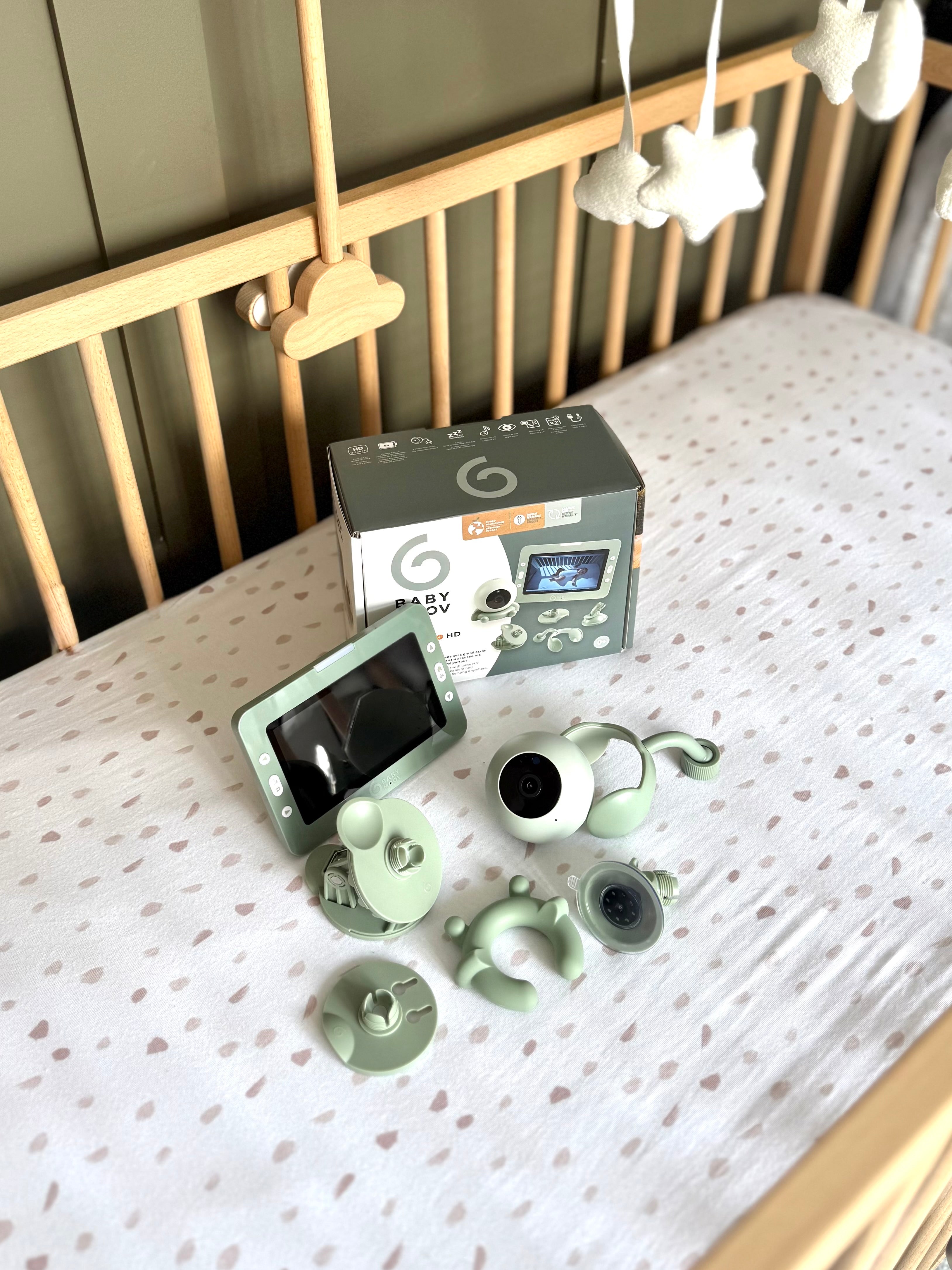 YOO Go Plus 5" HD Screen Video Monitor Babymoov