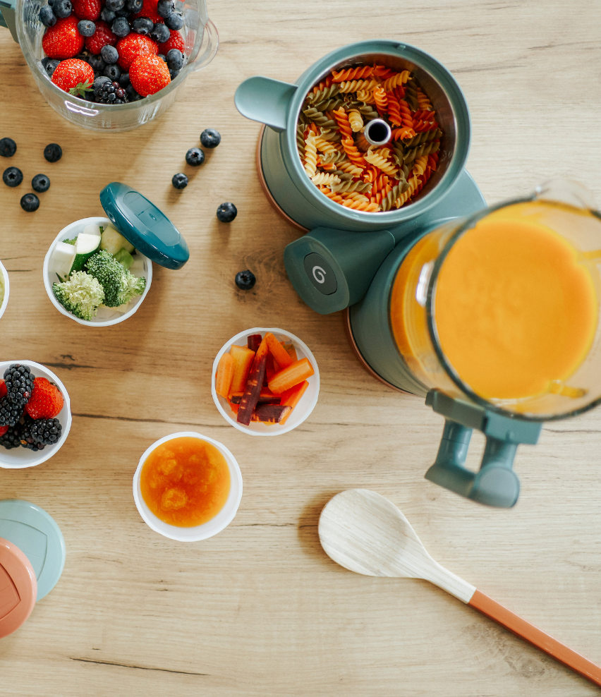 Prepare a variety of foods including pasta in the cooking vessel of Nutribaby Glass