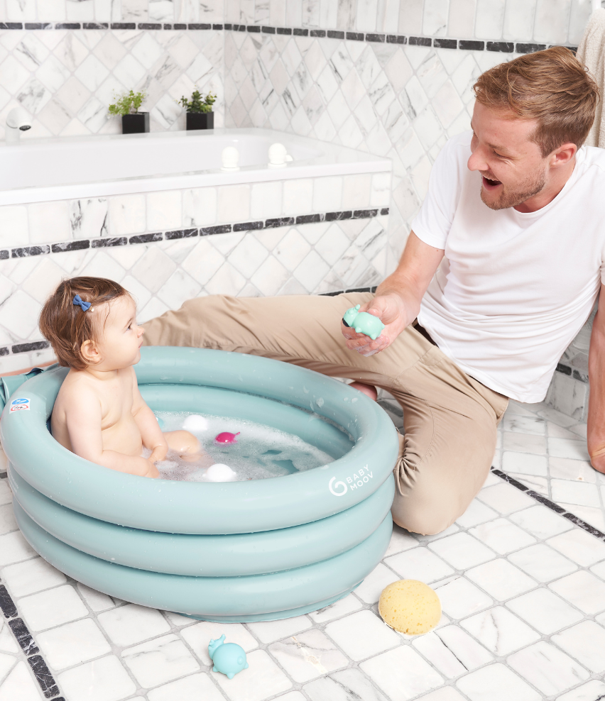 Aquadots Inflatable Baby Bath and Paddling Pool 0+
