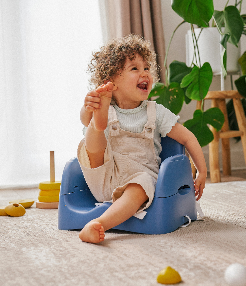 Booster Seat Blue Cats 6-36m