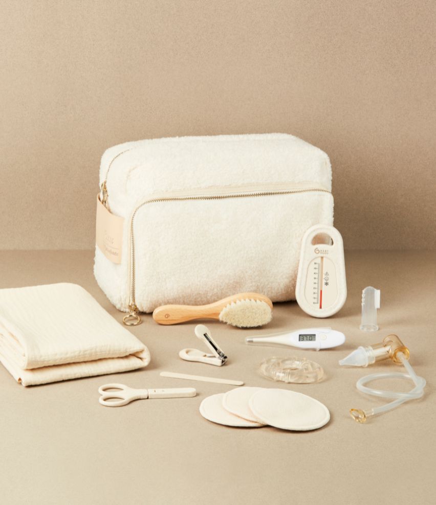 Curl White Shearling Baby Toiletry Bag